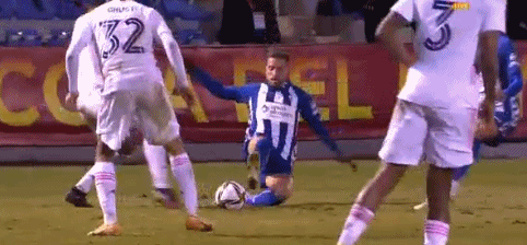 都体：凯利主动放弃休息日加紧恢复；卡瓦尔恢复进度稍慢一些