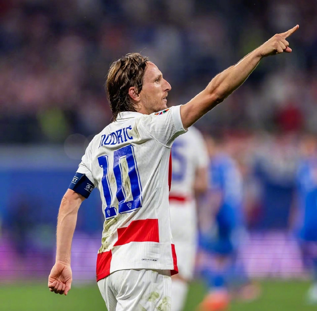 图片报：伊万诺维奇已提出和小猪离婚，结束9年婚姻