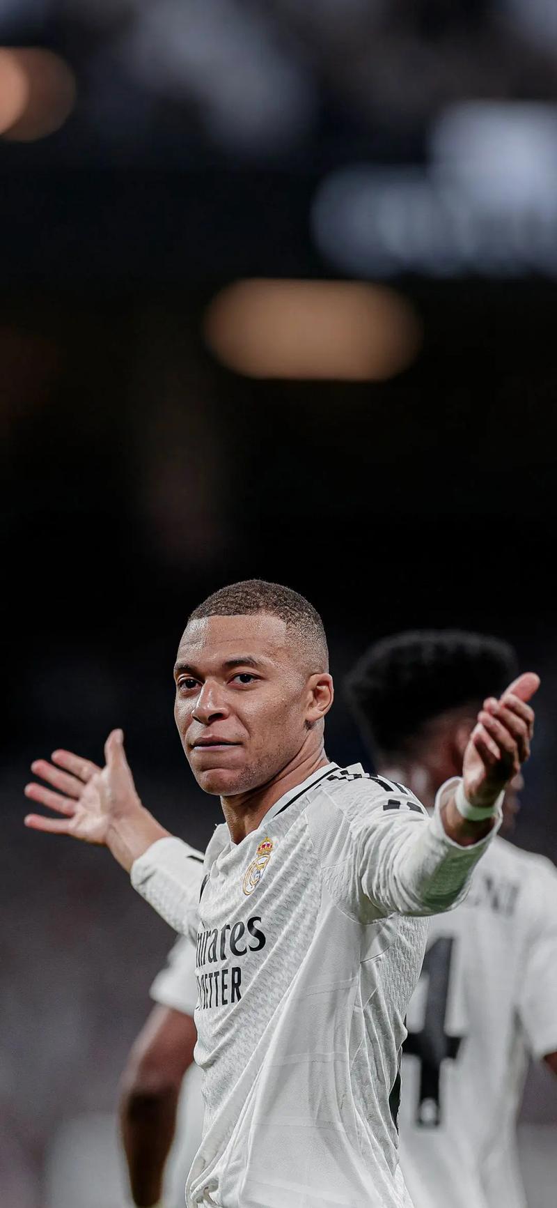 传奇怒喷萨拉赫：耻辱！1年2次开炮，难比梅罗+是利物浦成就了他